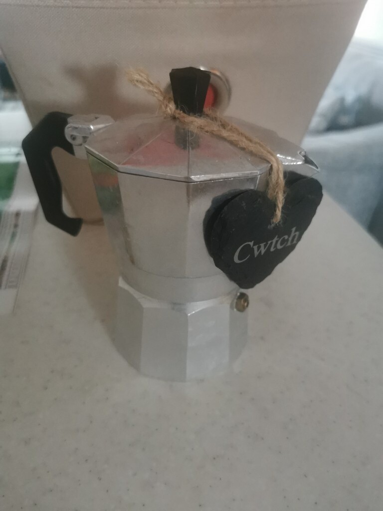 Coffee maker good condition used once 